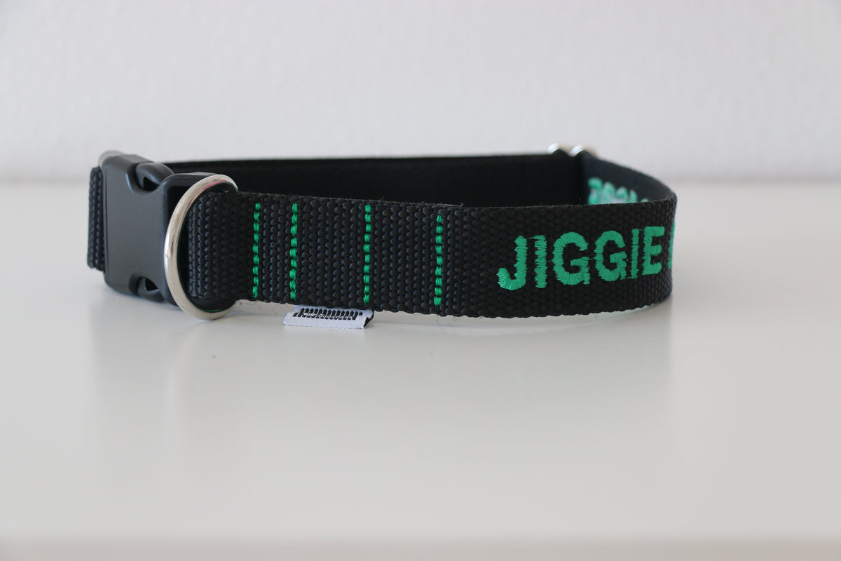 Custom embroidered BLACK dog collar, 3cm Wide. Handmade in Portugal