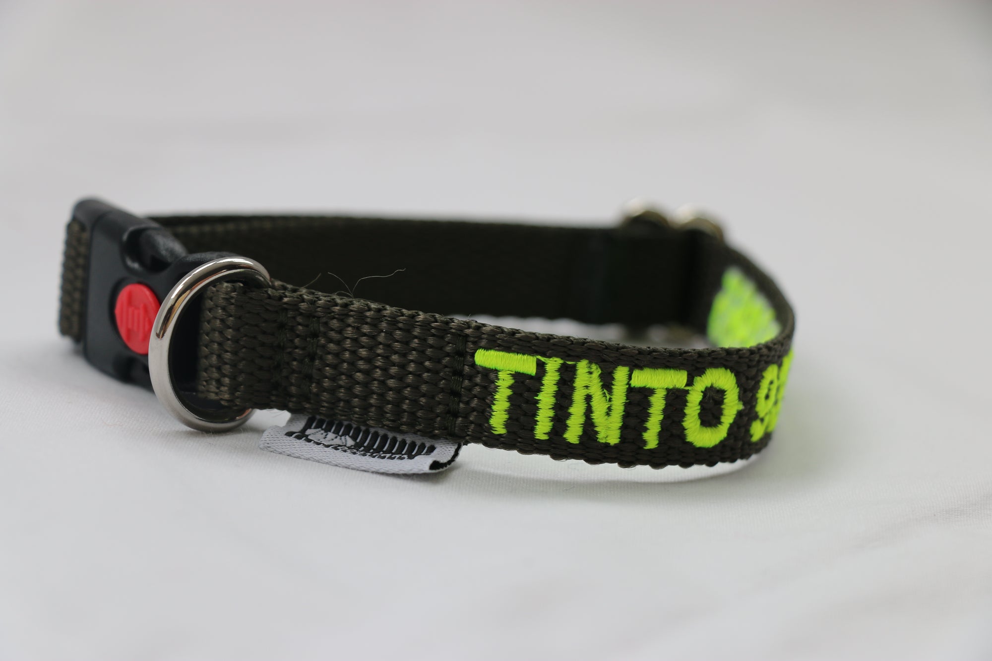 DOGsPARK Custom embroidered Grey/Olive dog collar, 1,5cm Wide. Handmade in Portugal